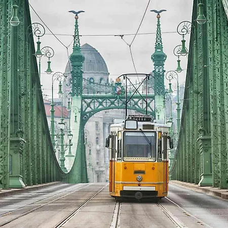 Magnificent Elegance By Magyar Street & Market * Budapest