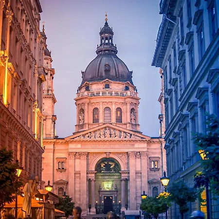 Appartement Magnificent Elegance By Magyar Street & Market