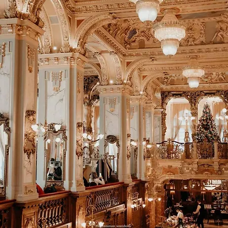 Magnificent Elegance By Magyar Street & Market Budapest
