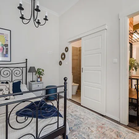 Magnificent Elegance By Magyar Street & Market Apartment Budapest